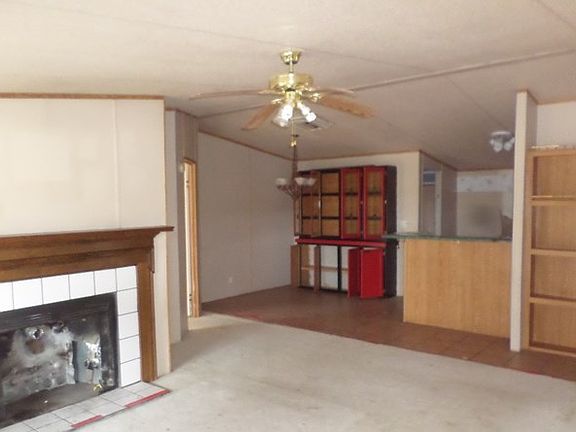 3rd image of 213 Tombstone Ct