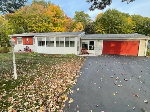 1231 S Elms Rd, Flint, MI 48532