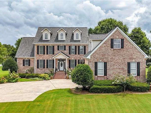 325 Highland Pointe Dr, Cohutta, GA 30710