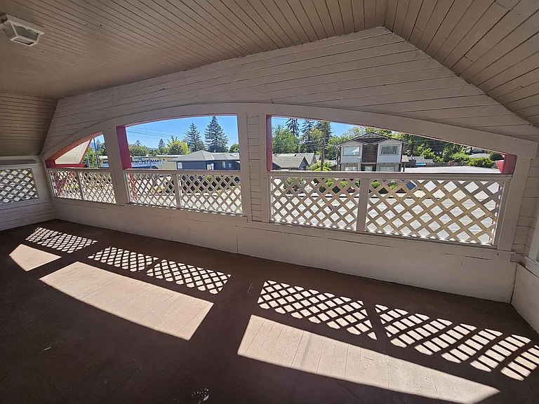 Private deck
