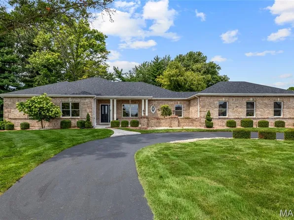 63 Leinster Hill Ln, Weldon Spring, MO 63304