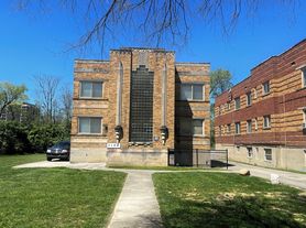 7159 Eastlawn Drive, 5