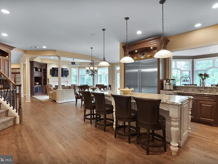 9864 Walker Glen Ct — Photo 107