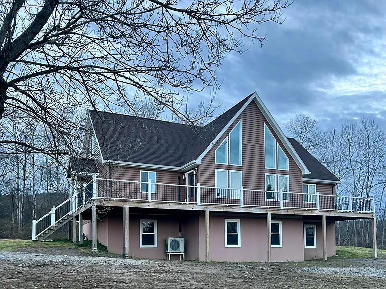 Senyk Ln — Photo 11
