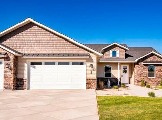 618 Clear Springs St, Burley, ID 83318
