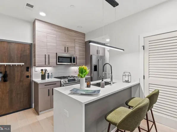 1471 Harvard St NW #2, Washington, DC 20009