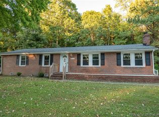 311 Leigh Rd, Yorktown, VA 23690