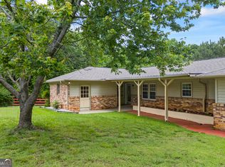 205 Lakeview Cir, Hartwell, GA 30643