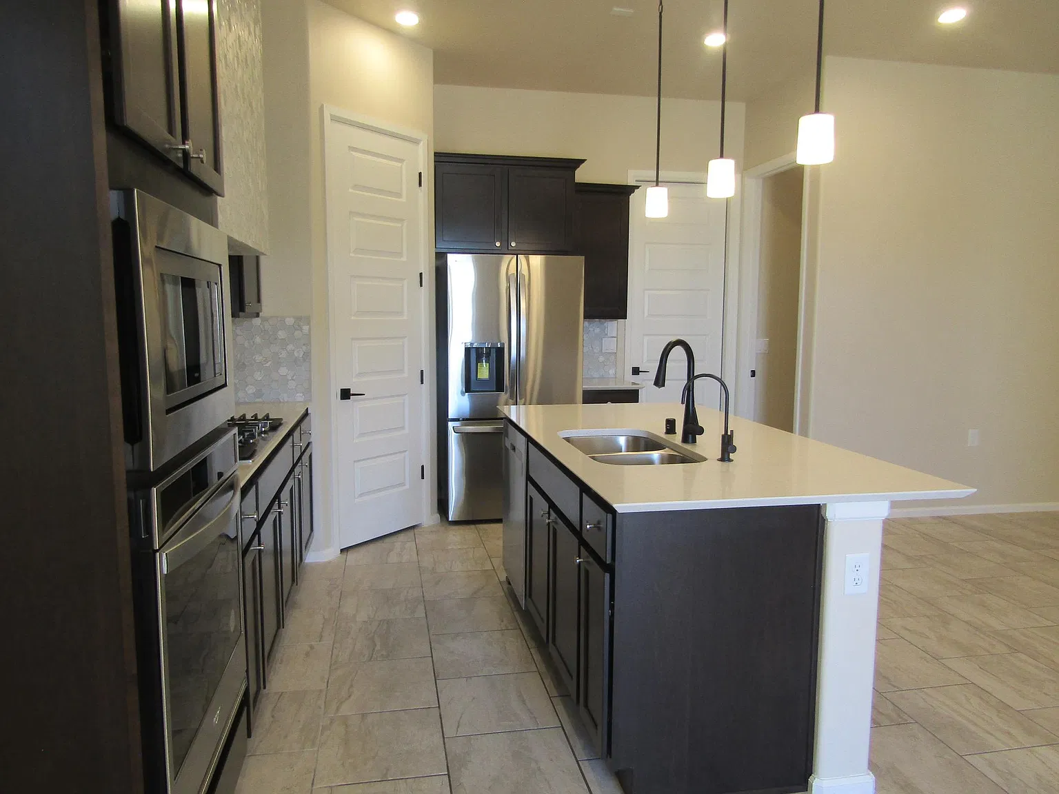 3 bed, 1511 sqft, $1,895 — Photo 4
