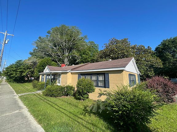 2nd image of 311 Jasper St