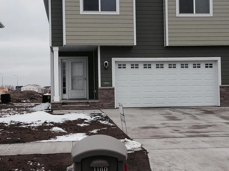 1180 Lindsey Ln — Photo 16