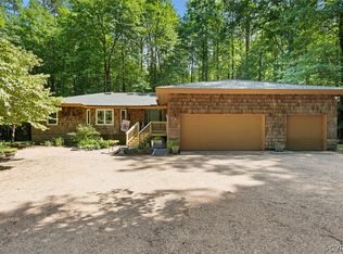 1466 River Run Dr, Hartfield, VA 23071