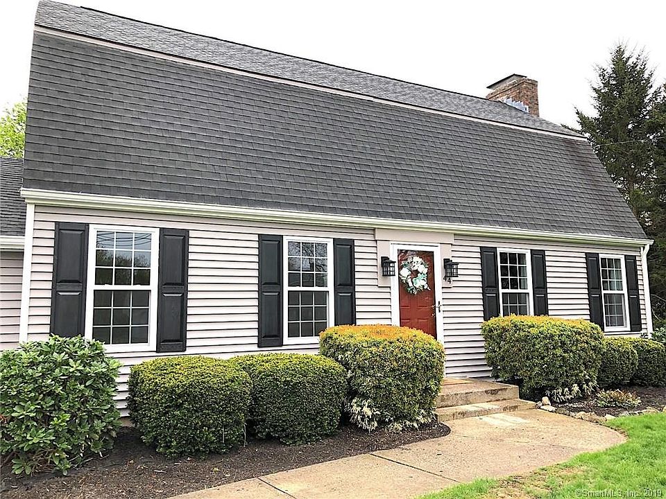 1st image of 44 Renee Dr