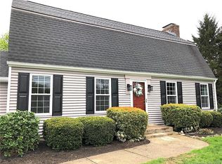 44 Renee Dr, Pawcatuck, CT 06379