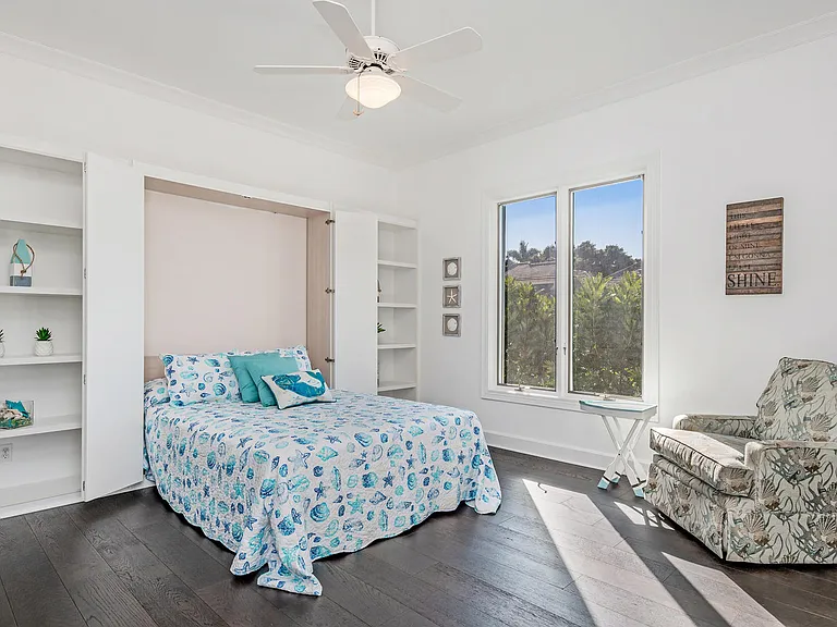 2540 Half Moon Walk — Photo 27