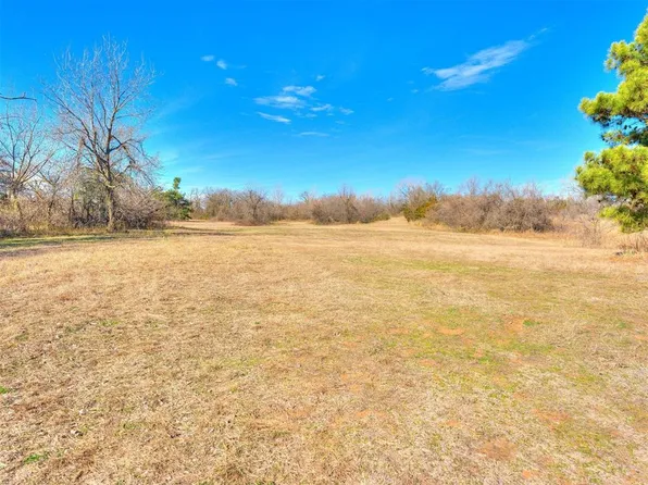 N Douglas Between Ne & NE #36, Spencer, OK 73084