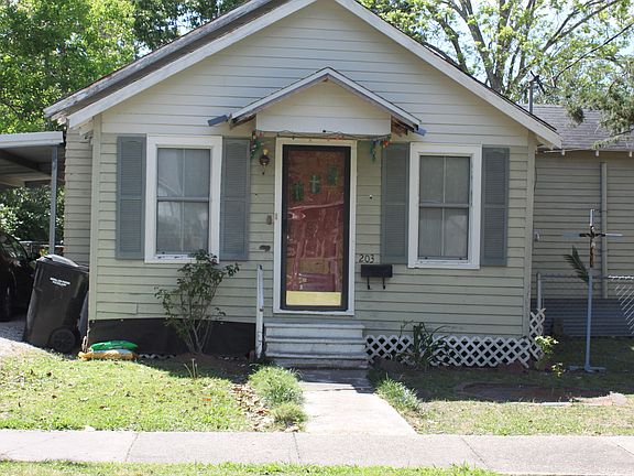 2nd image of 203 N Myrtle Ave