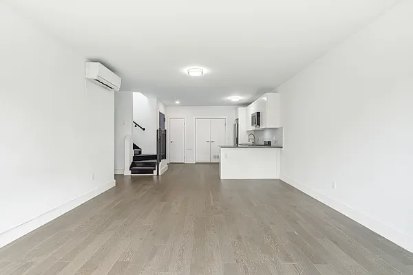 Rented by Gutman Management Co Inc | media 13