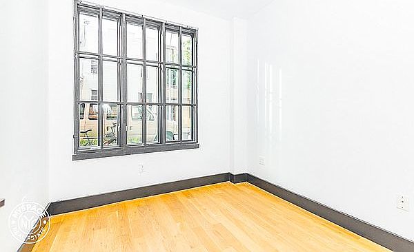 1st image of 82 Jefferson St #2EE