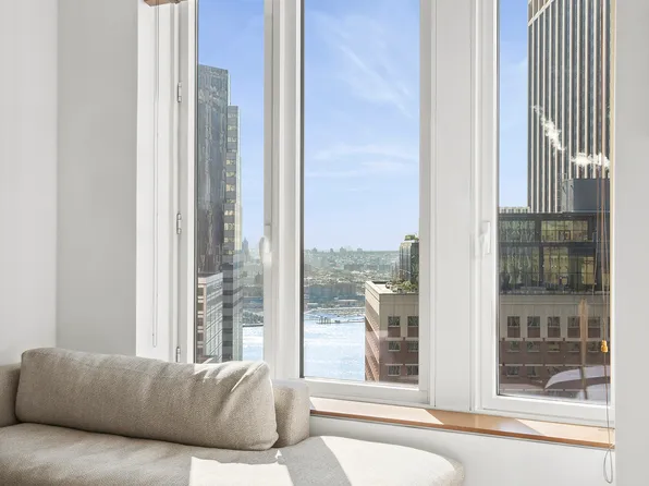 15 William Street 36DE image 3 of 6