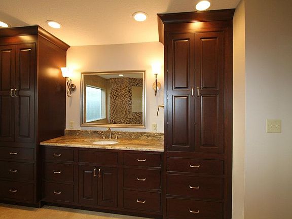 2nd image of 2155 Deer Hollow Cir