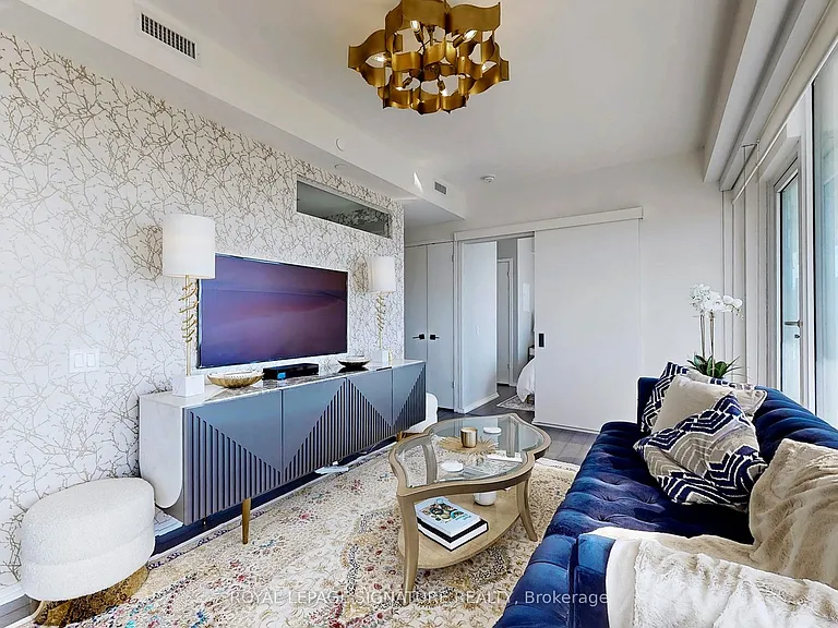197 Yonge St #4409 — Photo 9