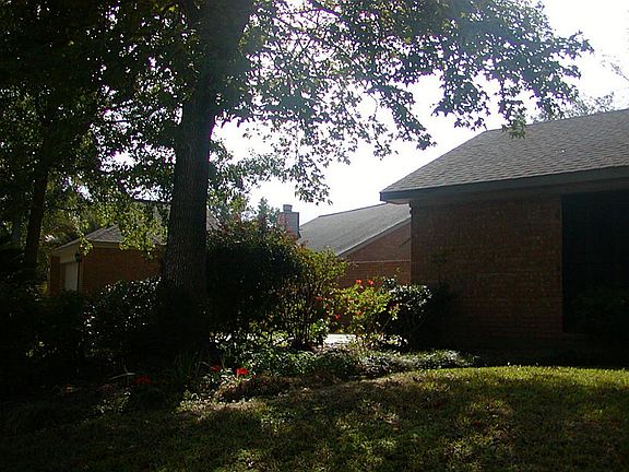 2nd image of 3507 Cape Forest Dr