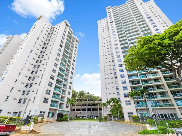 1450 Young St APT 2204, Honolulu, HI 96814