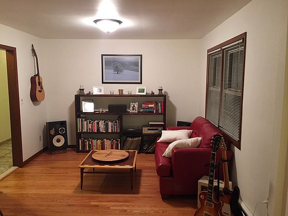 2nd image of 30 Hudson Pl #A