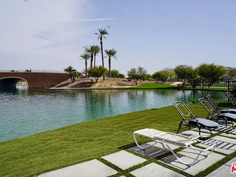 84330 Tramonto Way #84330 — Photo 10