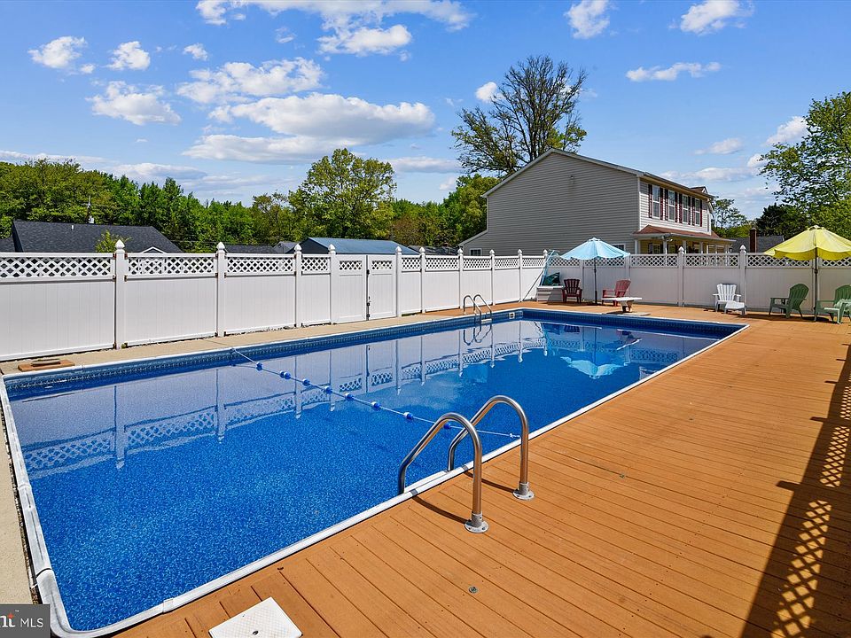 4905 Olive St, Shady Side, MD 20764 Zillow