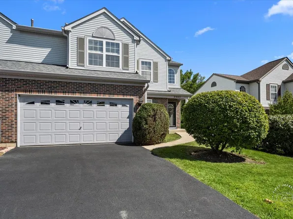 2903 Old Mill Ct, Geneva, IL 60134