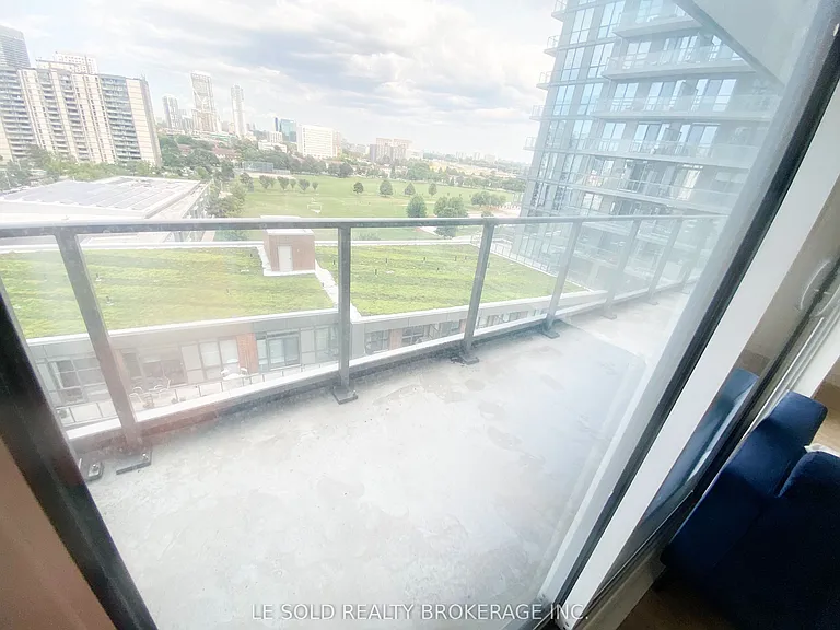 38 Forest Manor Rd #904 — Photo 19