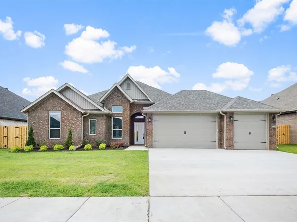 2308 Charles St, Pea Ridge, AR 72751