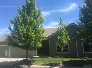2058 NW 18th St, Redmond, OR