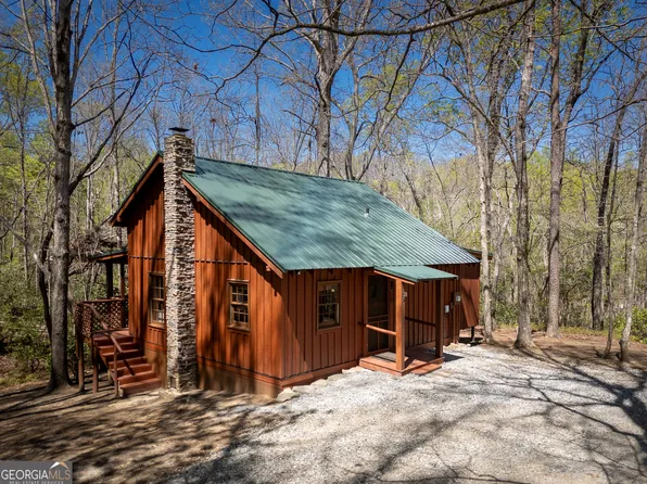 239 Pebble Ln, Cleveland, GA 30528