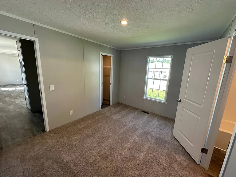 31 Highlander Ave #41 — Photo 7