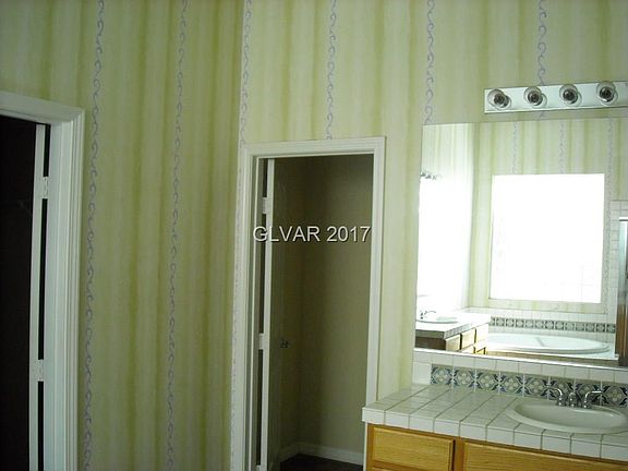 3rd image of 6428 Bright Morning St