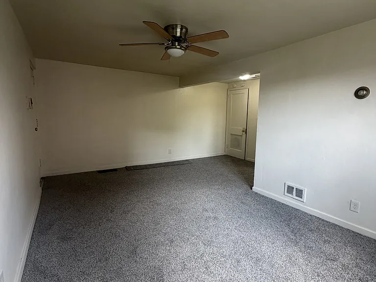 1110 Overland Ave #2 — Photo 9