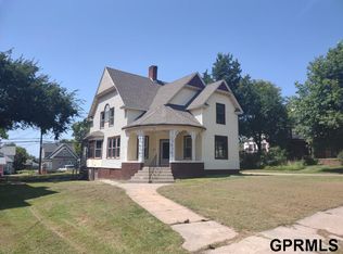 1011 E St, Fairbury, NE 68352