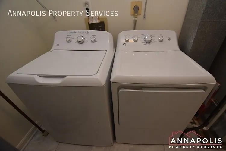8725 Spring Brook Way — Photo 21