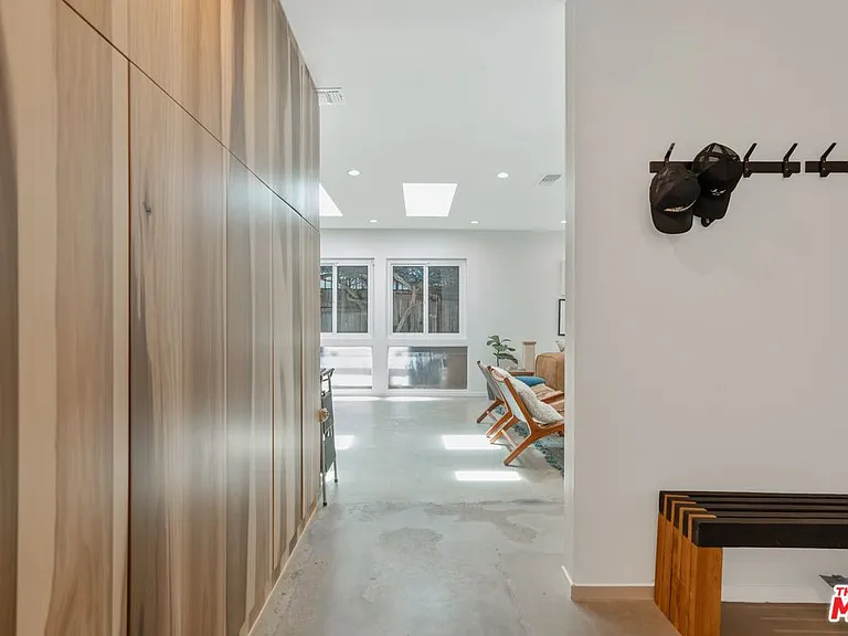 2820 Nichols Canyon Pl — Photo 5