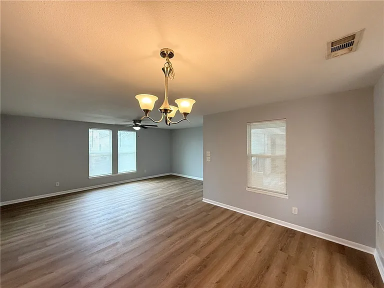 4011 Oak Bay Dr #3 — Photo 3