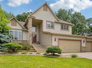 13526 Daisy Ct, Rosemount, MN 55068