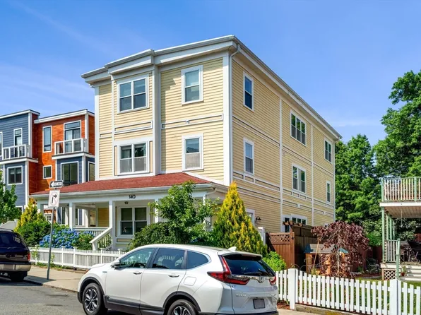 140 School St #1, Jamaica Plain, MA 02130