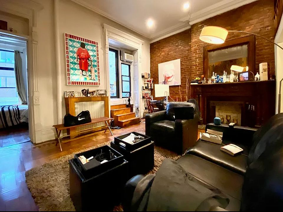 1st image of 70 W 68th St APT 1R