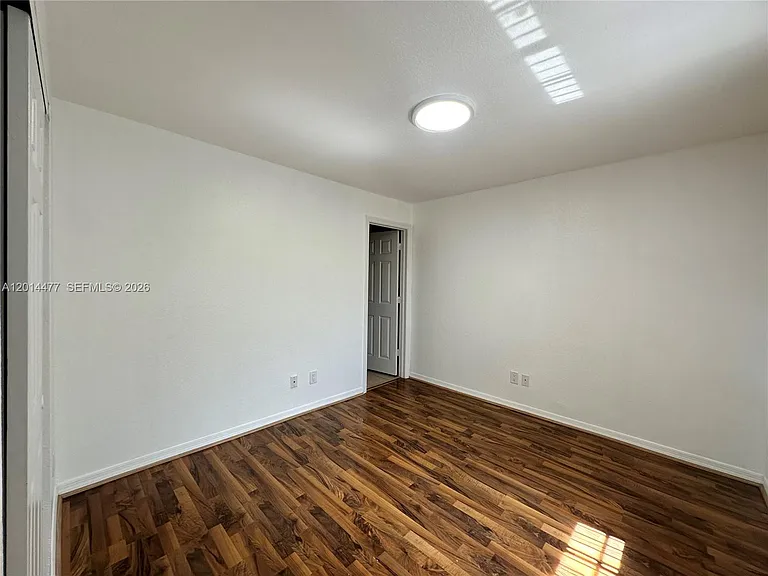 324 NE 3rd St #D — Photo 29