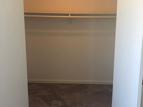 4th image of 2301 Ocean Park Blvd APT 3