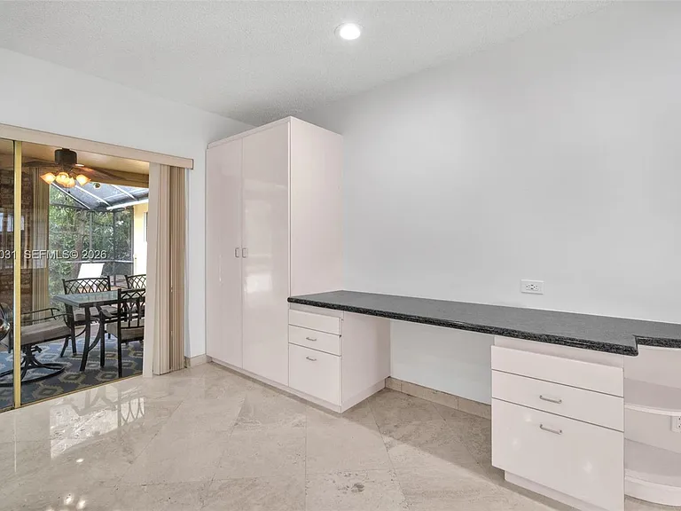 3441 N Hills Dr — Photo 21