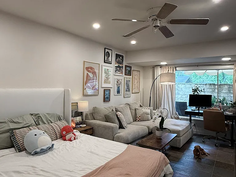 3206 Bruce Dr — Photo 1